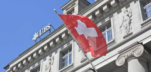 Großbank UBS droht mit Wegzug aus der Schweiz