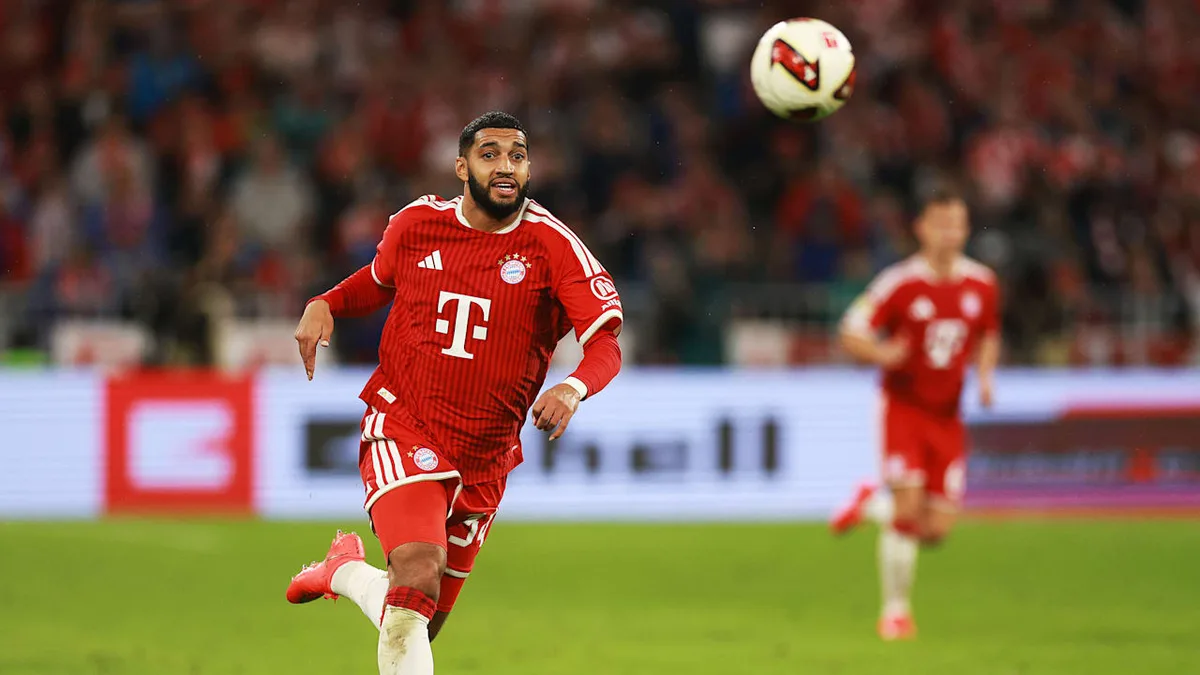 Beim Spiel Bayern gegen Stuttgart - Ist ihnen das beim Saibari-Trikot aufgefallen?
