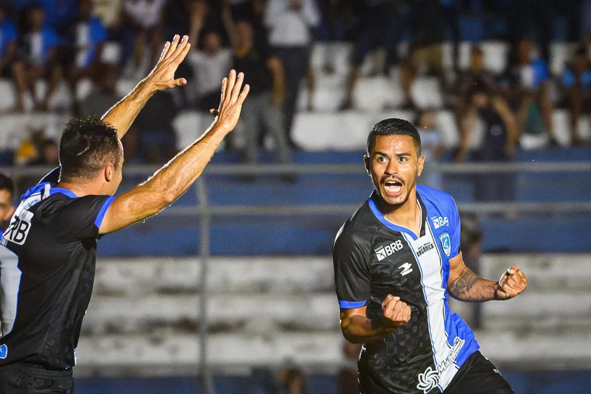 Treze anuncia a contratação do zagueiro Lucas Oliveira para a Copa Paraíba