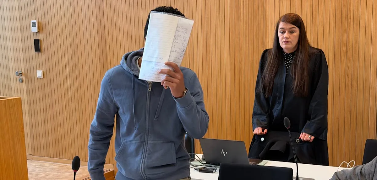 ✅ Die vierjährige Tochter sei bei Enthauptung der Mutter dabei gewesen, sagen Polizistinnen aus