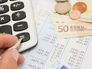 Smic : femmes, temps partiels, petites entreprises… À qui la hausse a-t-elle le plus profité ?