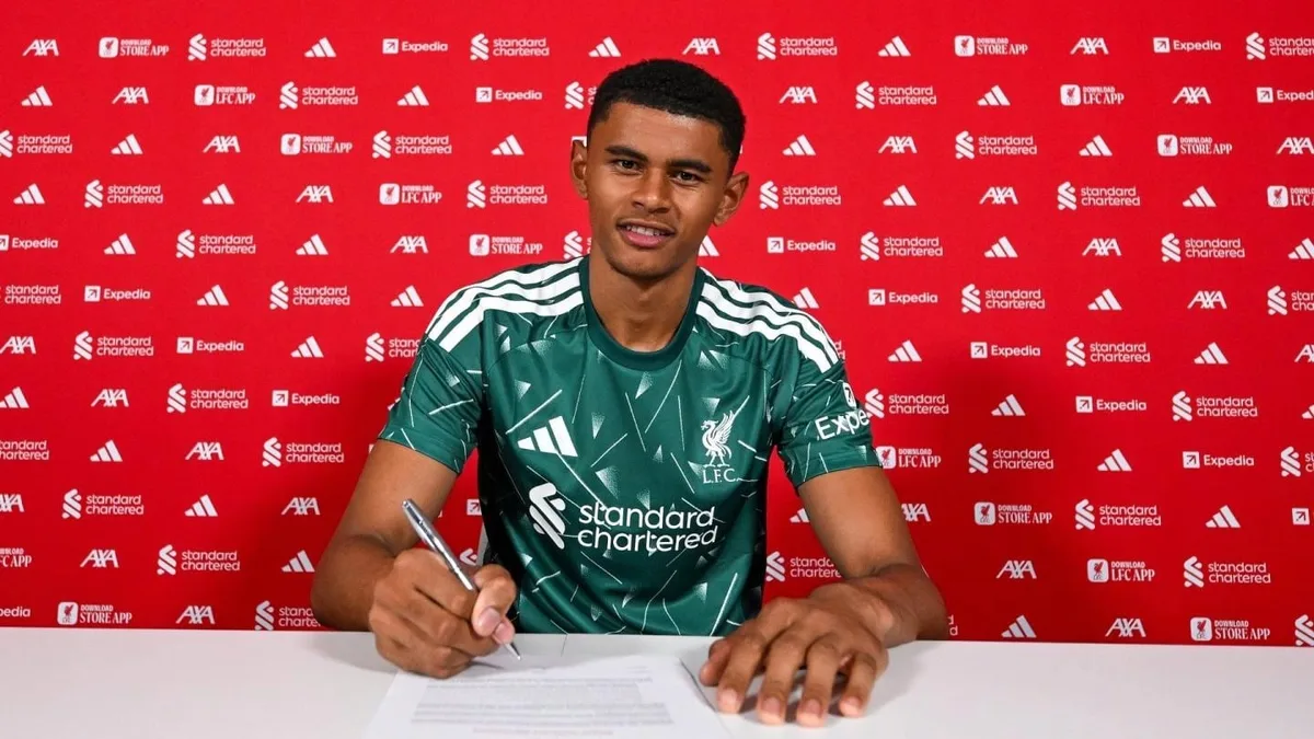 La apuesta de futuro del Liverpool tiene 18 años y cuesta 35 millones de euros
