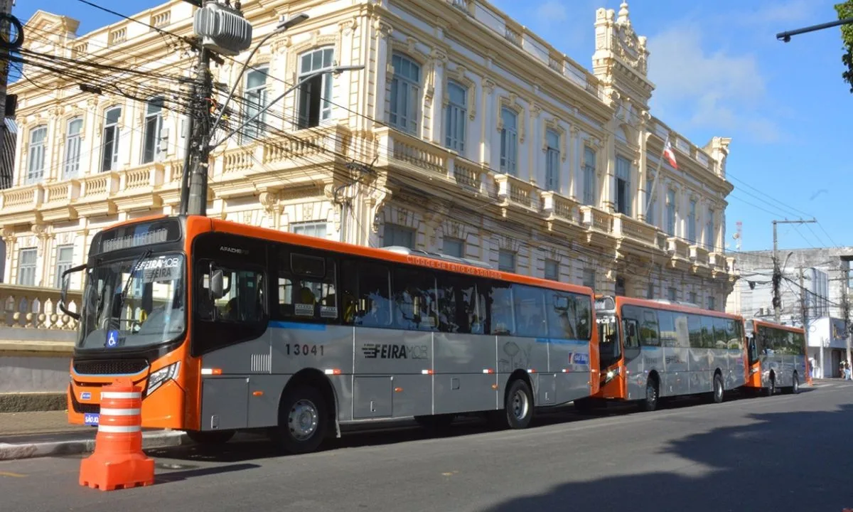 Defensoria Pública da União cobra Prefeitura de Feira de Santana após relatos de falhas no transporte no primeiro turno da eleição