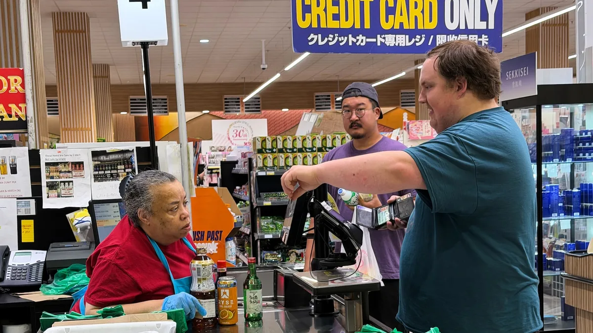 US economy expanded at sluggish 1.5% pace in second quarter, on par with earlier estimate
