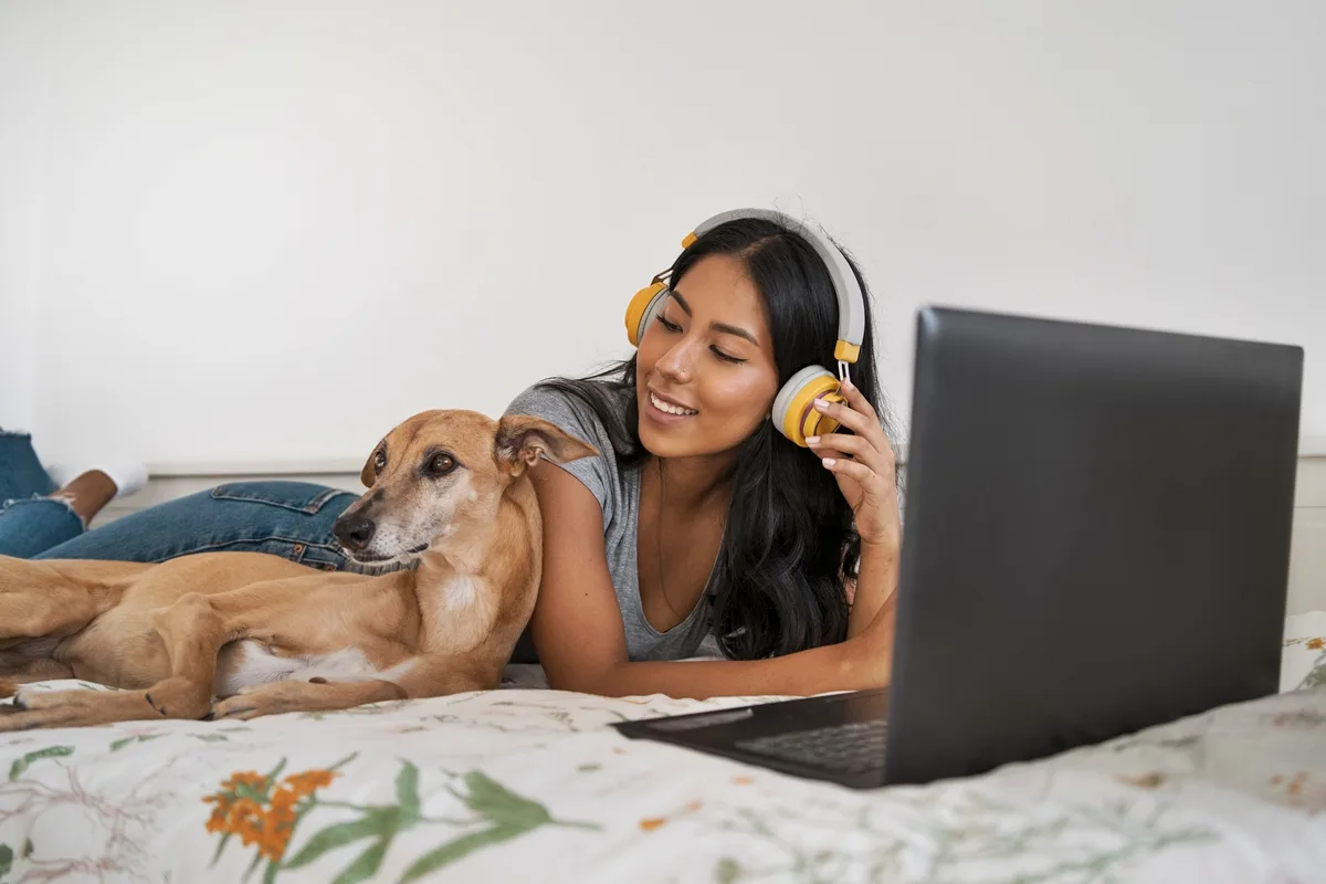 Depressão e ansiedade: cuidar de um pet ajuda, mas não substitui a terapia