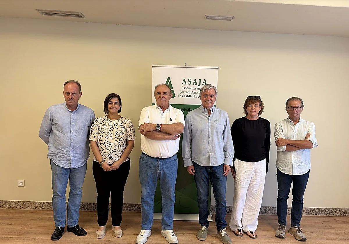 Asaja censura que se «criminalice» a los agricultores por los incendios y avisa: «La cosecha se hace en julio»