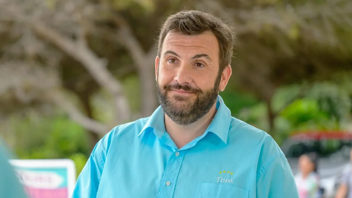 Camping Paradis : "Ce sera un vrai deuil à faire", bientôt la fin de la série sur TF1 ? Laurent Ournac se confie