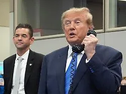 Ausbildungsort auch für US-Armee: Trump kündigt neue Weltraum-Akademie für die "größten Talente" an