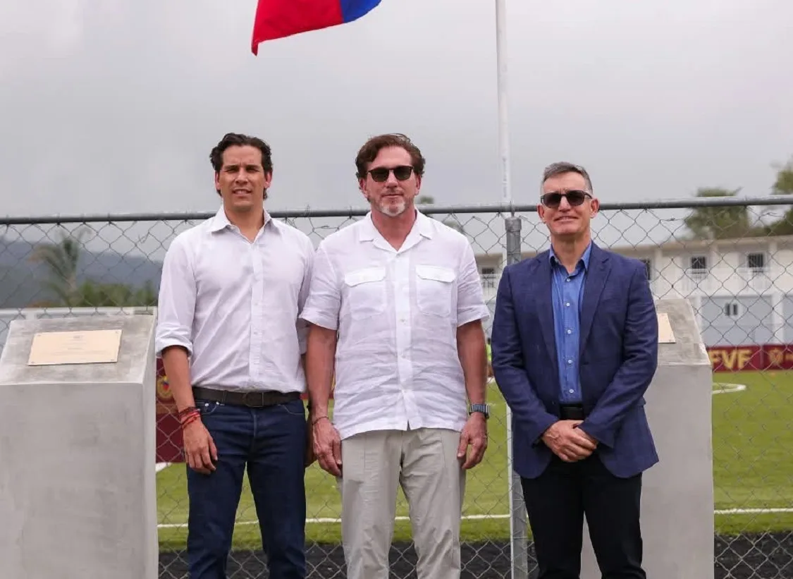 Alejandro Domínguez supervisa en Venezuela obras financiadas por la Conmebol