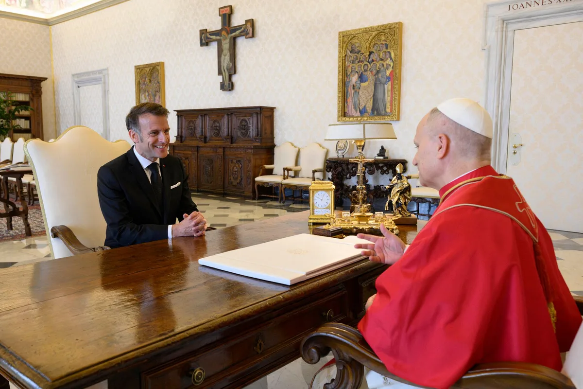 Le pape, le président et la cathédrale : dans les coulisses du voyage de Léon XIV en France