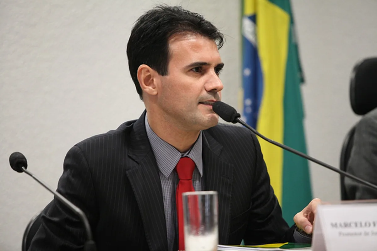 Procurador que avalizou acordo da Oi investiga ex-governador de MT