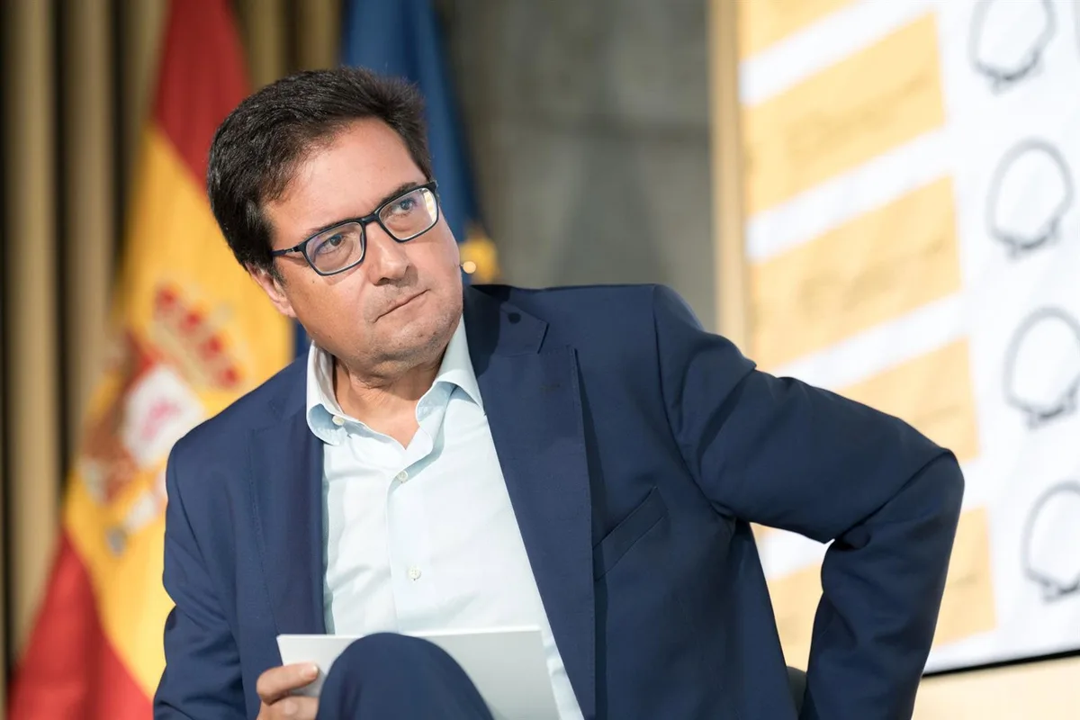 Óscar López defiende que la relación PNV-PSOE ha dado "estabilidad política" a Euskadi y España