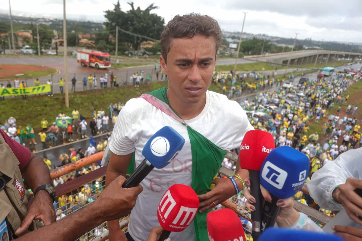 "Tropa do Nikolas": veja candidatos apoiados pelo mineiro na eleição