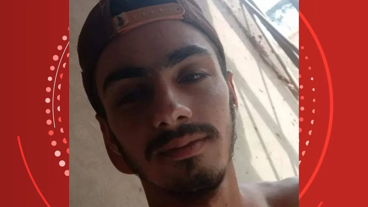 Jovem morre após ser arremessado de carro durante capotamento em RO