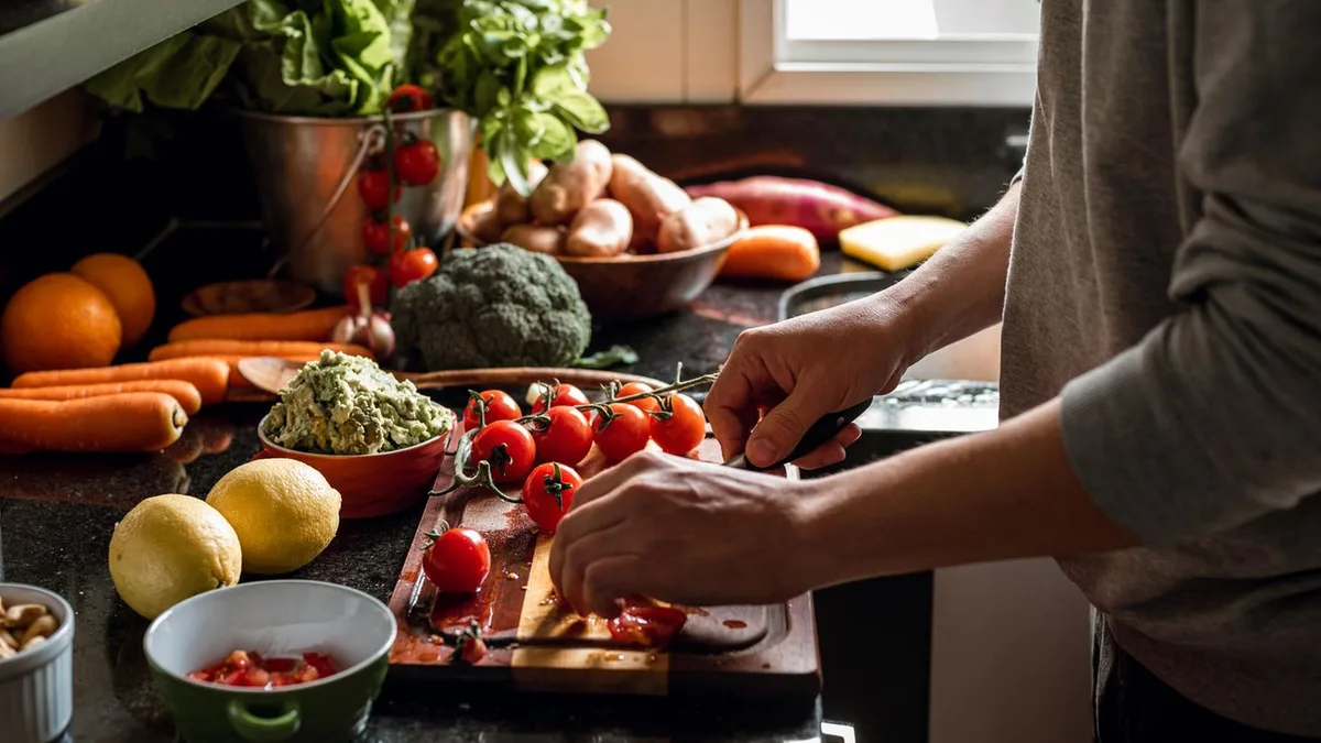 Ernährung: Was Männer beachten sollten, wenn sie abnehmen wollen