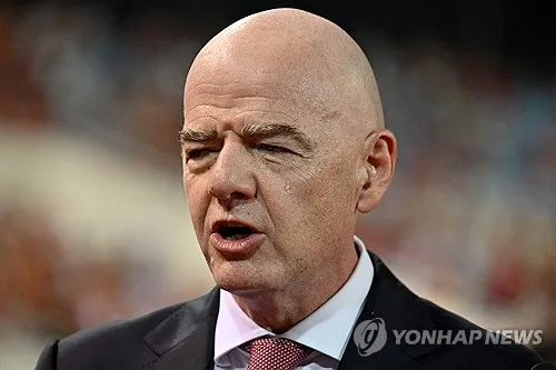 UEFA, FIFA의 '월드컵 지분 매각 재발 방지' 약속에 보이콧 철회