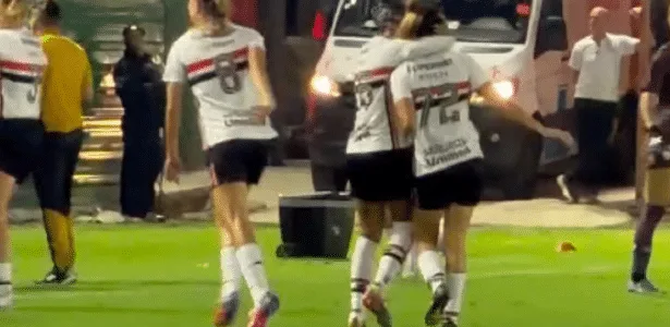 São Paulo vira e vence Fla no Rio pela ida da semi do Brasileirão Feminino