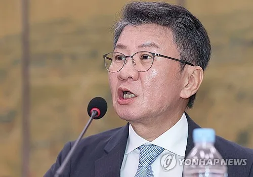 [속보] '홍명보 감독 선임 의혹' 정몽규 前회장, 경찰 소환조사