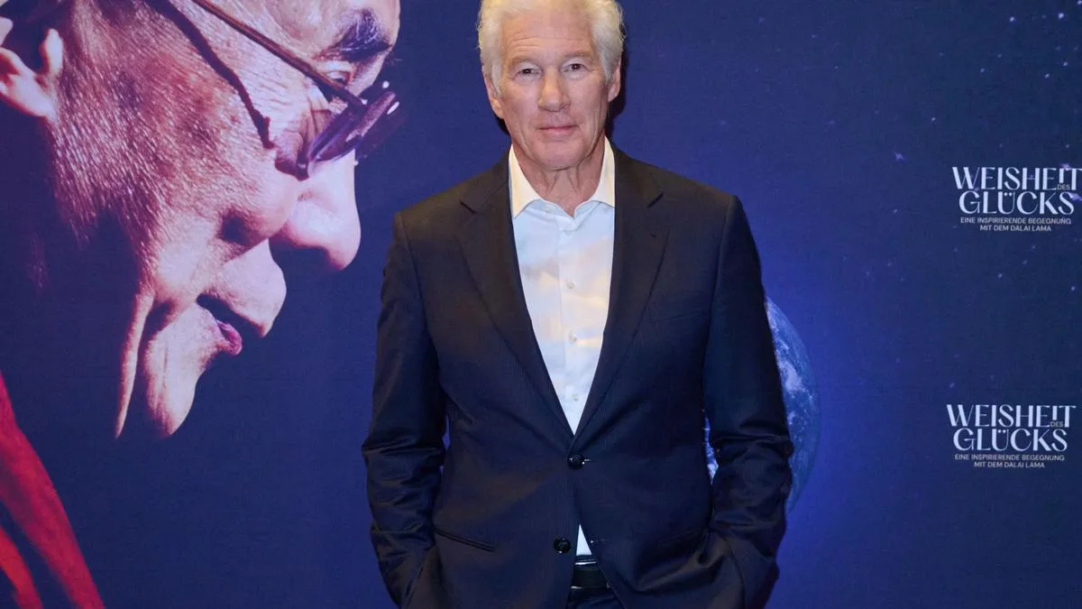 Unfaithful director tried to trick Richard Gere into gaining weight for role