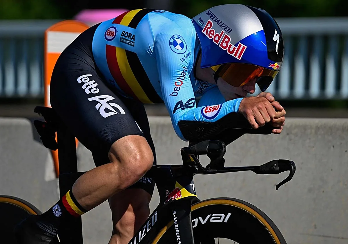Otro mordisco mundial del 'Pitbull': Evenepoel gana su cuarto arcoíris consecutivo