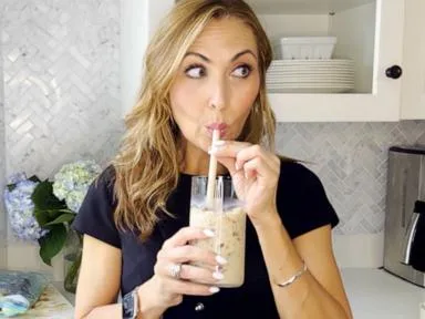 WATCH: Frozen coffee trend takes over social media