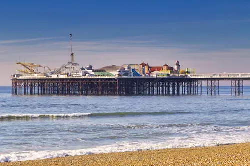 Three sisters drowned in sea in joint suicide: UK coroner