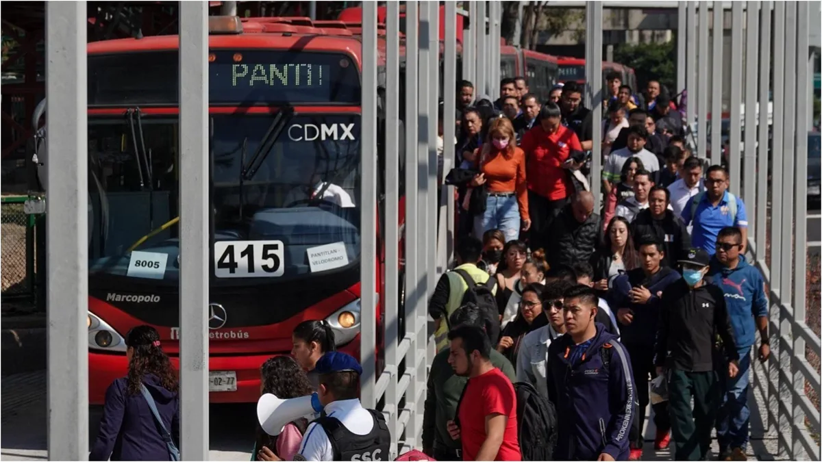 Información en tiempo real: estaciones del Metrobús sin servicio este 18 de agosto