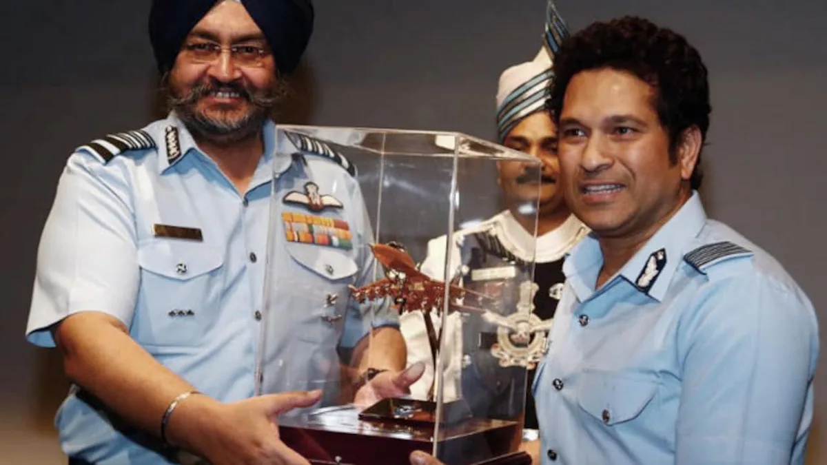 Sachin Tendulkar Finishes Watching 'Operation Safed Sagar' Then Writes Open Letter To Indian Air Force