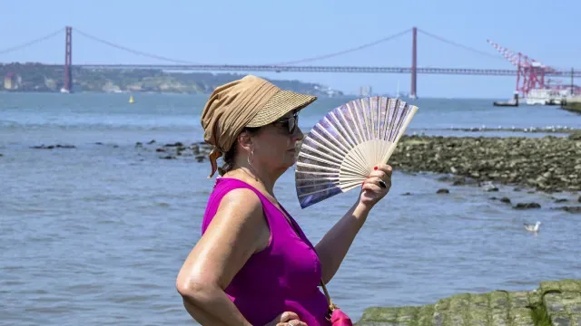 IPMA alarga período de aviso amarelo para nove distritos devido ao calor