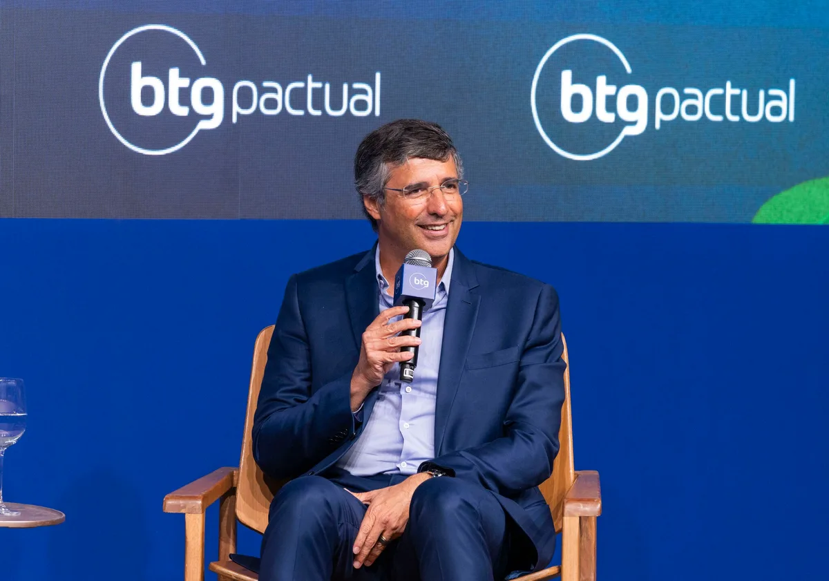 Em meio a negociações sobre tarifaço, André Esteves, do BTG, se reúne com Trump nos EUA