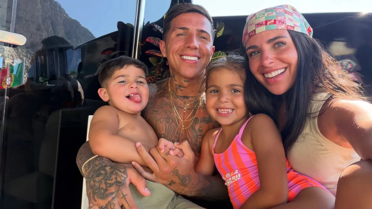El nuevo video viral del hijo de Valentina Cervantes y Enzo Fernández: “Se hace el bueno y un diablo”
