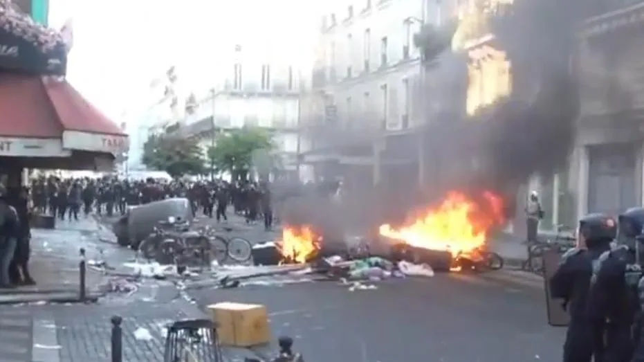 Nouvelles violences à Paris, des policiers spécialistes des violences urbaines redéployés