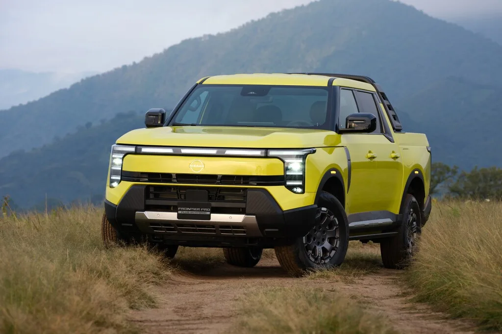 Nissan tiene una nueva pick-up electrificada en México: rinde hasta 1,000 kilómetros de autonomía, es 4x4 y viene directo de China