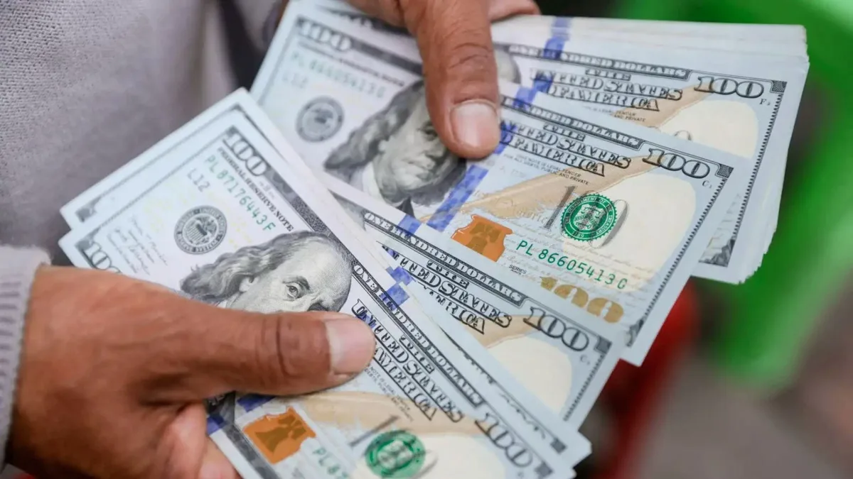 El Salvador elevó 12.5% sus ingresos tributarios y contribuciones hasta julio de 2026