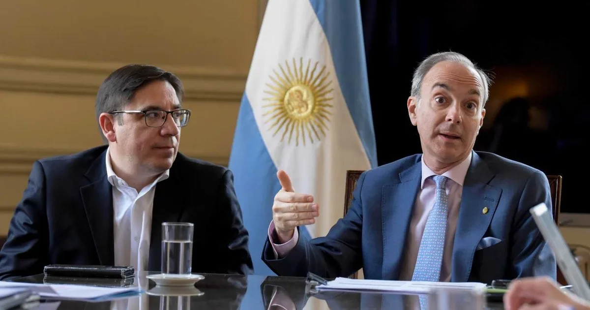 El Gobierno denuncia que en un paro docente en Provincia no se cumplió la Ley de Esencialidad: relevó más de 400 escuelas y la mitad estaba cerrada