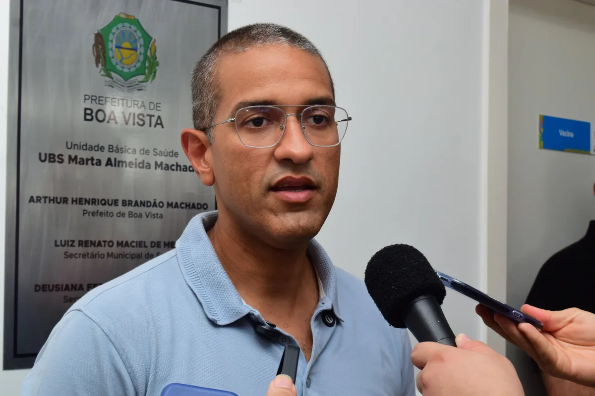 Campanha de Arthur Henrique é multada em R$ 2 mil por propaganda gravada em UBS