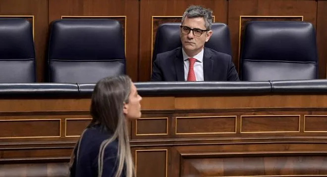 El Gobierno rechaza la nueva propuesta de Junts para transferir a Catalunya las competencias en inmigración y se ciñe a la pactada