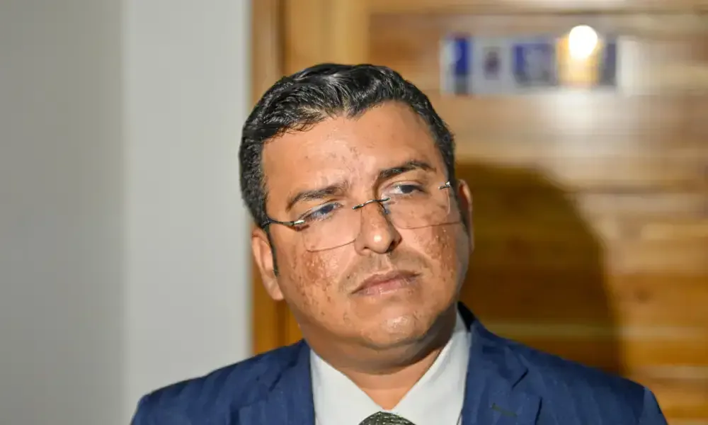Vereadores cobram transparência na regulação de cirurgias e criticam saúde pública estadual