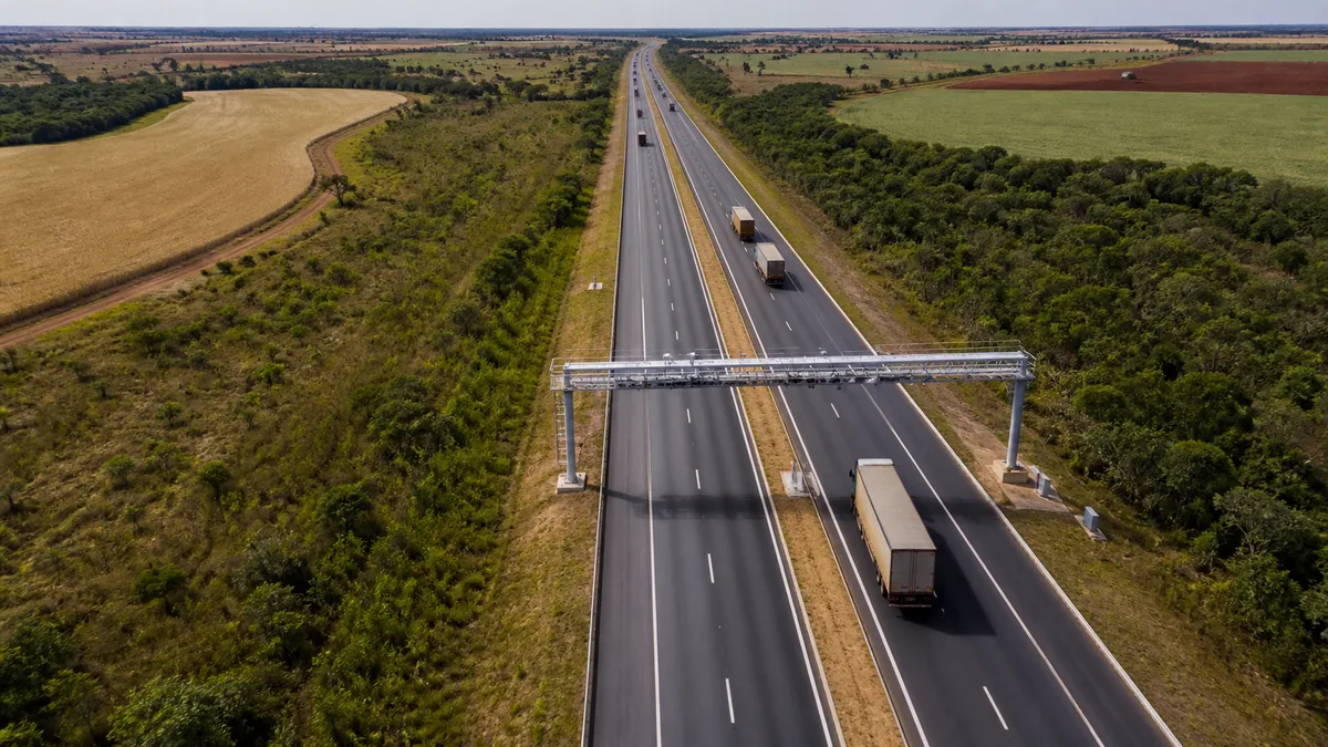 PIB do transporte cresce 1,1% no segundo trimestre de 2026, diz CNT