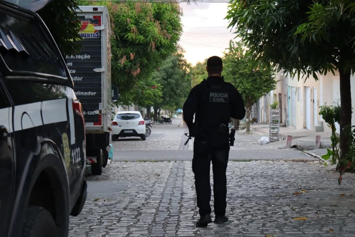 Polícia prende suspeito de matar colega de trabalho por demora em devolver TV
