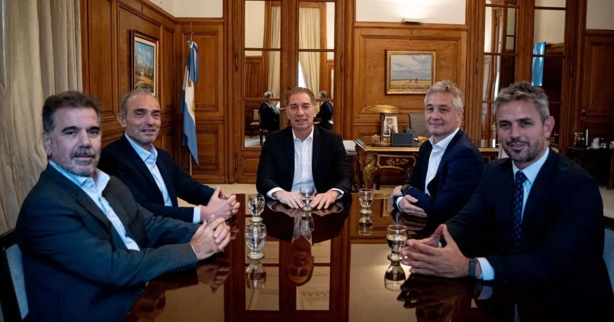 Preocupa el impacto de la alta morosidad en el consumo y hay dudas entre los inversores por la elección 2027