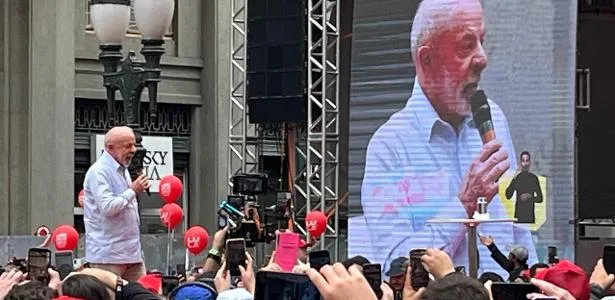 Lula diz que reclamou com Fachin de vazamento seletivo e ações de Mendonça