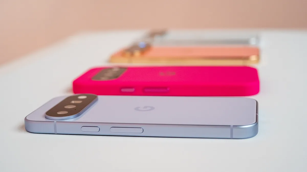 Google’s Pixel Phones Are Getting a Tap-to-Share Feature for Contact Info and More
