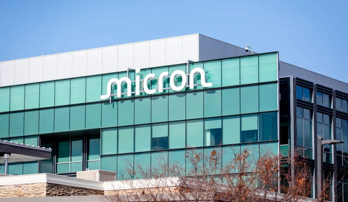 Micron lança fundo de US$ 250M para investir em startups de IA