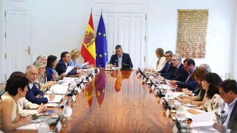 El Gobierno declara la situación de interés para la seguridad nacional en Ceuta y activa el mando único