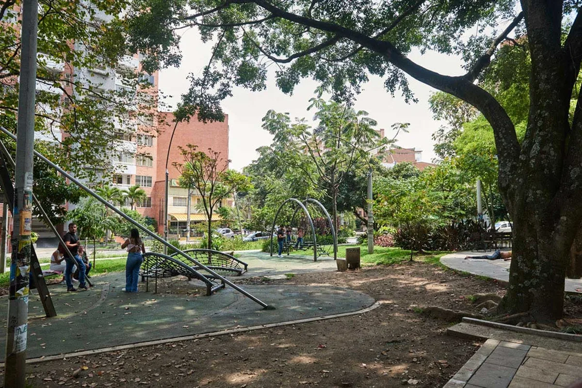 Joven extranjero resultó herido al resistirse a un intento de secuestro en Medellín: Policía capturó a un sospechoso