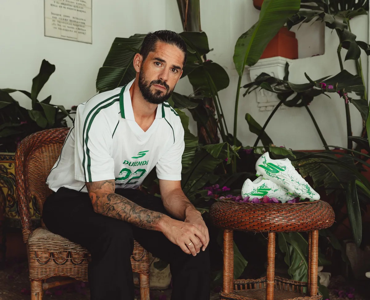 Isco convierte su ‘duende’ en unas botas únicas