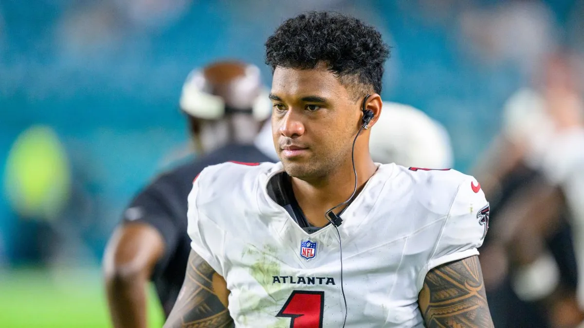 Report: Falcons’ Tua Tagovailoa out Week 1 with oblique injury