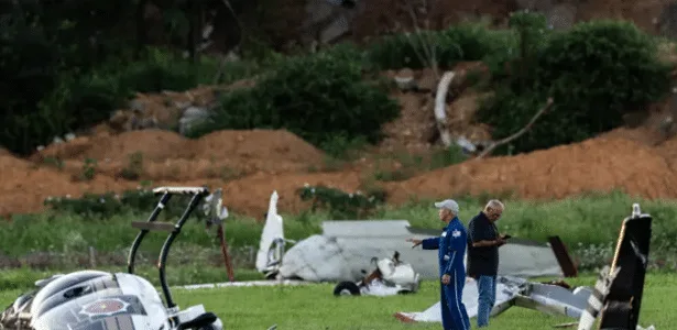 Piloto morre após avião bater em helicóptero da polícia durante voo nos EUA