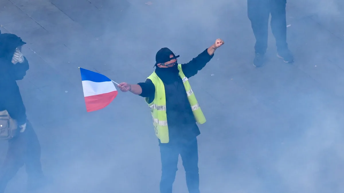 Tear gas, clashes hit French cities in cost-of-living protests